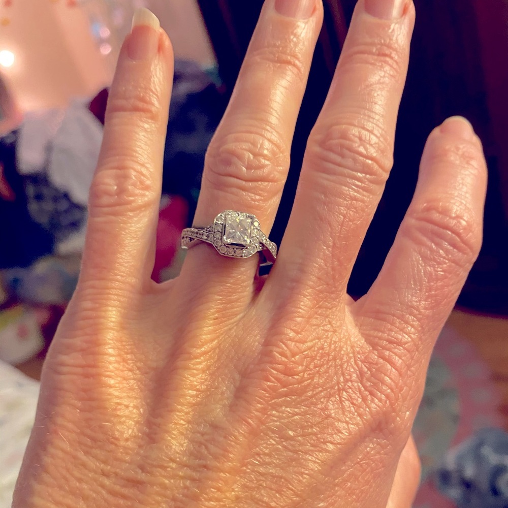 Jared custom made diamond ring size 6